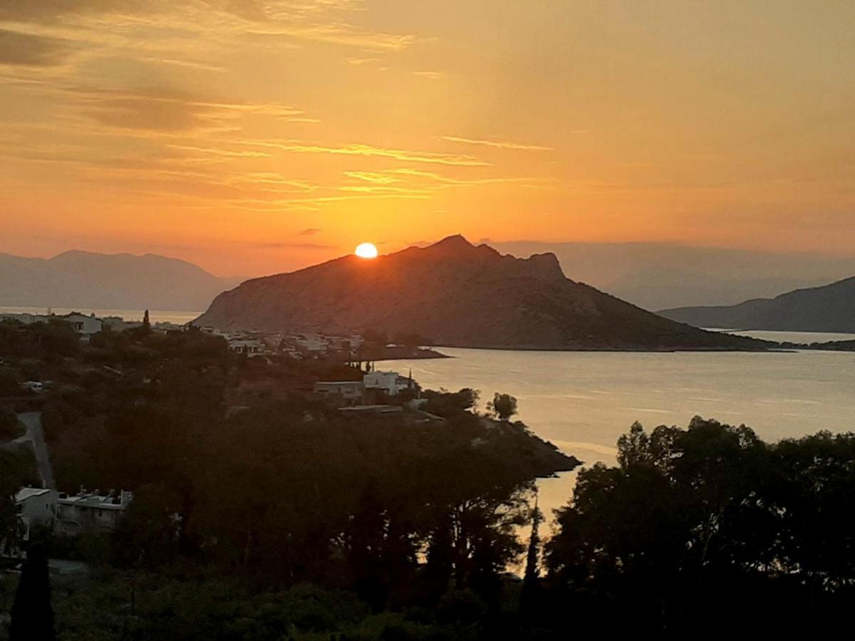 Serenity Villa Aegina Fantastic View Near The Beach Exterior foto